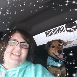 Meet your Posher, Lisa